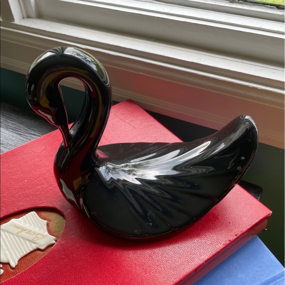 vintage black swan figurine or wash cloth holder